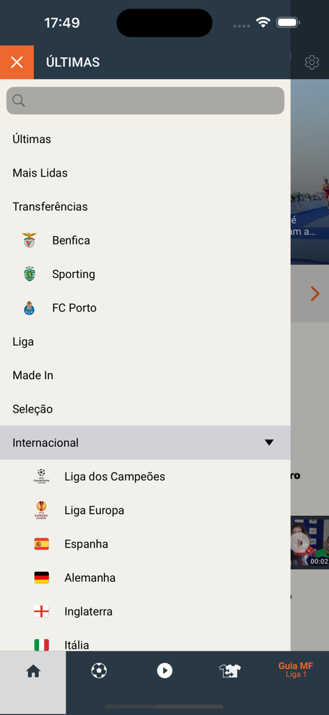 Maisfutebol - Side navigation menu of the Maisfutebol app listing soccer teams and international competitions
