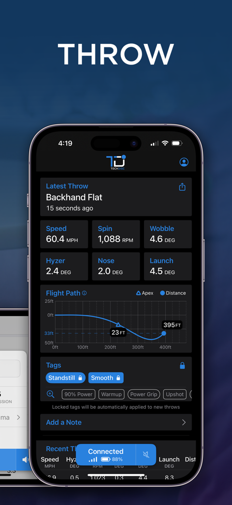 Interfaccia dell'app TechDisc che mostra dati sui lanci di disc golf, inclusi velocità, spin e metriche della traiettoria di volo