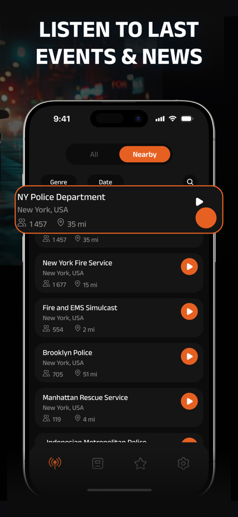 Police & Fire : Scanner Radio - Pantalla de smartphone que muestra una lista de transmisiones de radio de emergencia de policía y bomberos cercanas.