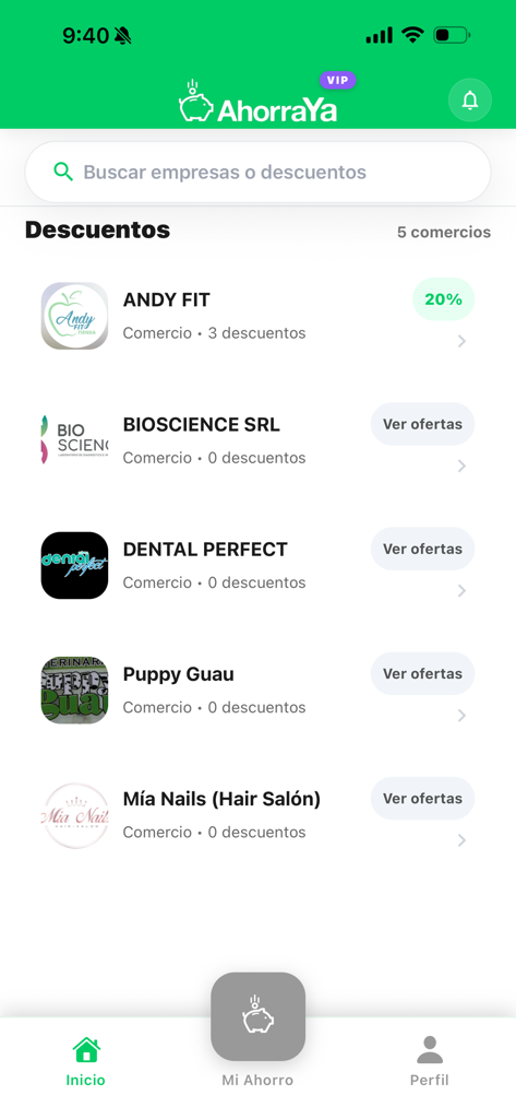 Ahorra Ya - Pantalla de la app móvil Ahorra Ya mostrando una lista de descuentos y ofertas de comercios locales
