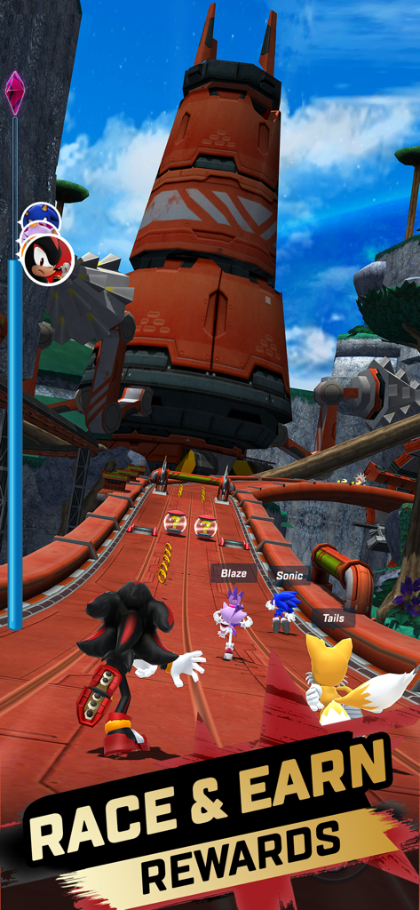 Sonic Forces: Run Battle Game - Personajes de Sonic Shadow Sonic y Tails compitiendo en una pista futurista en Sonic Forces