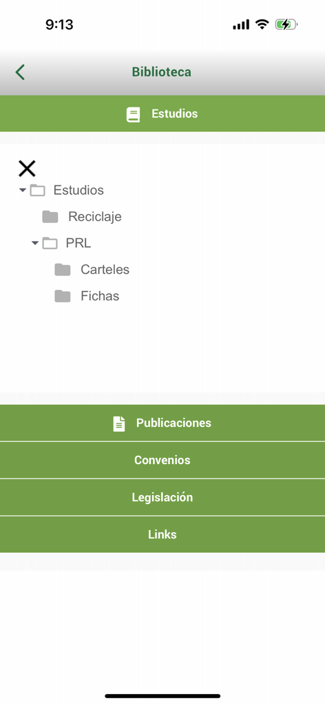 La interfaz de la biblioteca de la app de reciclaje de FER que muestra carpetas de estudios y regulaciones de la industria.
