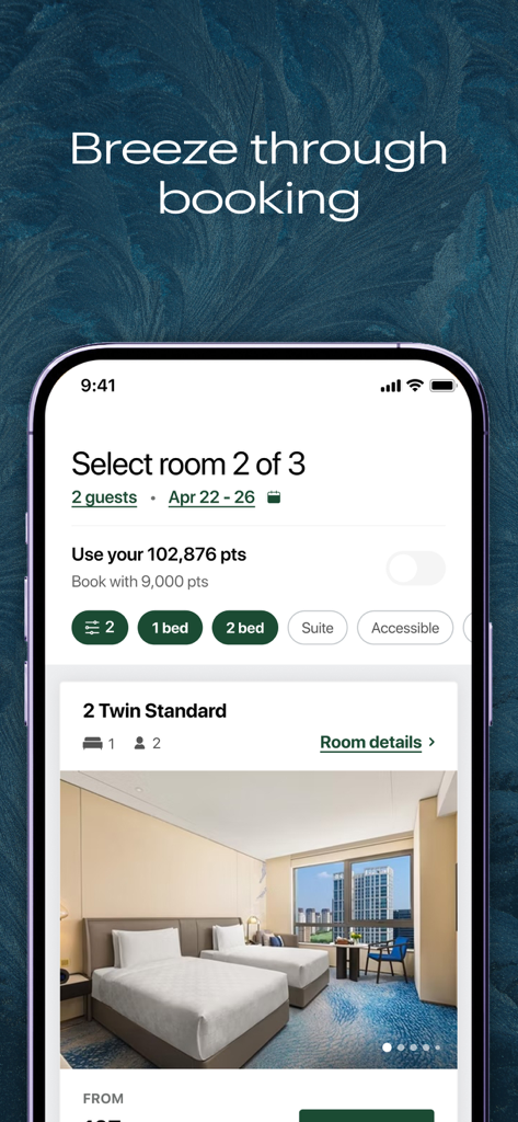 Interface do aplicativo móvel IHG One Rewards para selecionar um quarto de hotel com pontos de fidelidade e filtros.
