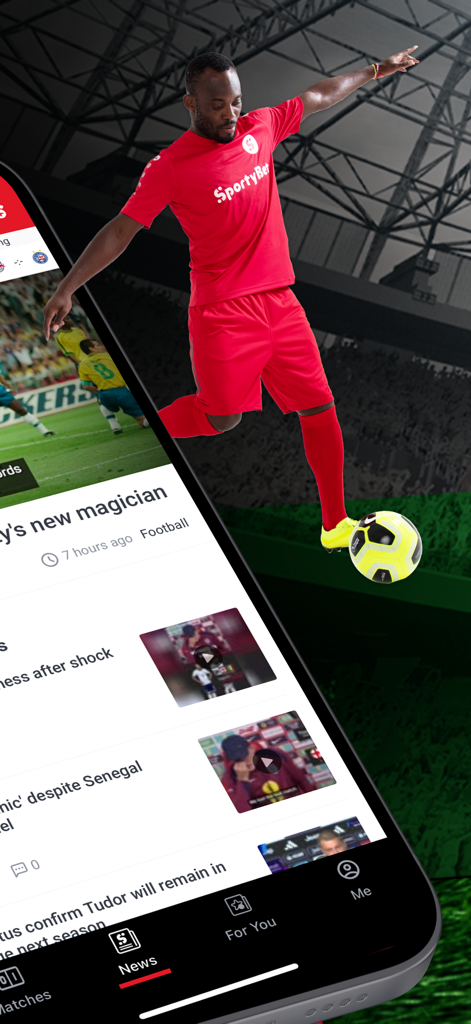 Sporty.com - Sporty.com app interface showing a news feed with football highlights and a player in action