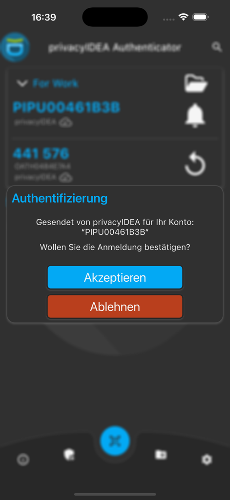 privacyIDEA Authenticator - Una notifica push nell'app privacyIDEA Authenticator che chiede all'utente di accettare o negare una richiesta di accesso.