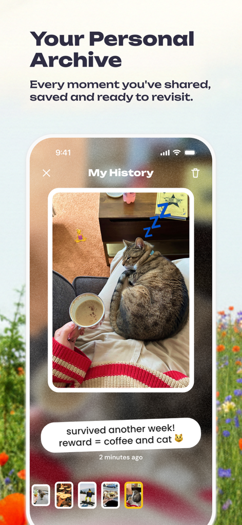 Glimpse: BFF & Couples Widget - La schermata La mia cronologia dell'app Glimpse che mostra una foto condivisa di un gatto e caffè in un archivio personale.