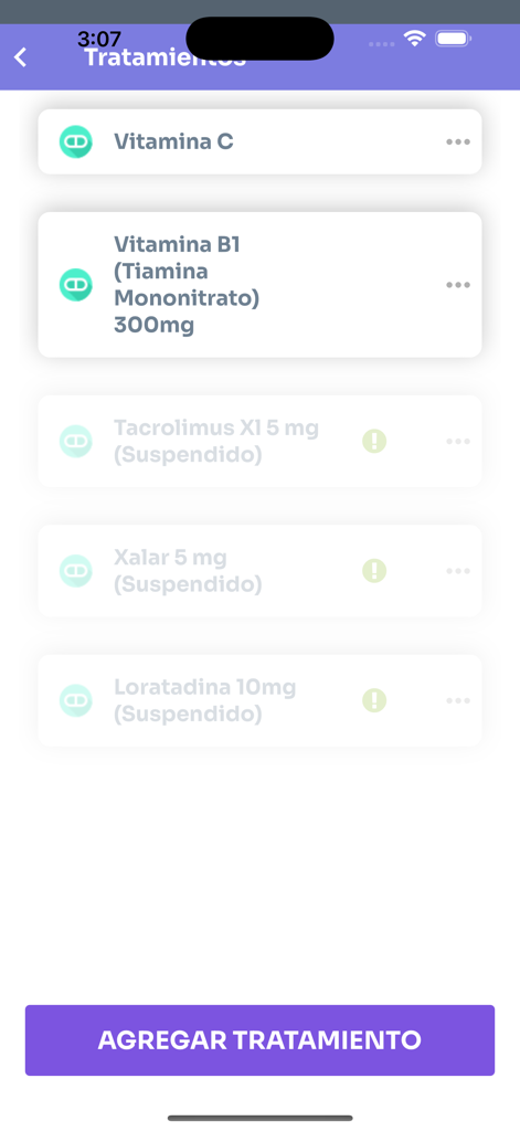 Biva Recordatorio Medicamentos - Interfaz de la aplicación Biva mostrando una lista de tratamientos médicos que incluyen Vitamina C y Vitamina B1 con un botón para agregar nuevos tratamientos
