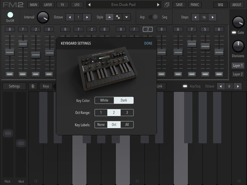 AudioKit FM Player 2: DX Synth - Sobreposição de configurações de teclado no aplicativo AudioKit FM Player 2 no iPad