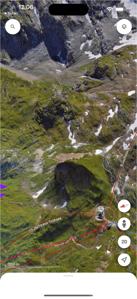 Imágenes satelitales 3D de alta resolución de un paisaje montañoso con senderos para caminatas en la aplicación Google Earth.