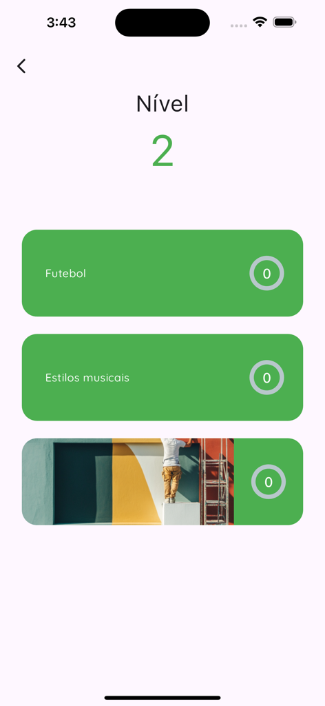 Ôkié - Pantalla del juego de trivia Okie, nivel dos, con botones de categoría