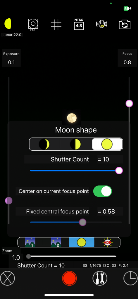 MoonCatcher - MoonCatcher app interface showing manual camera settings and moon shape selection for astrophotography