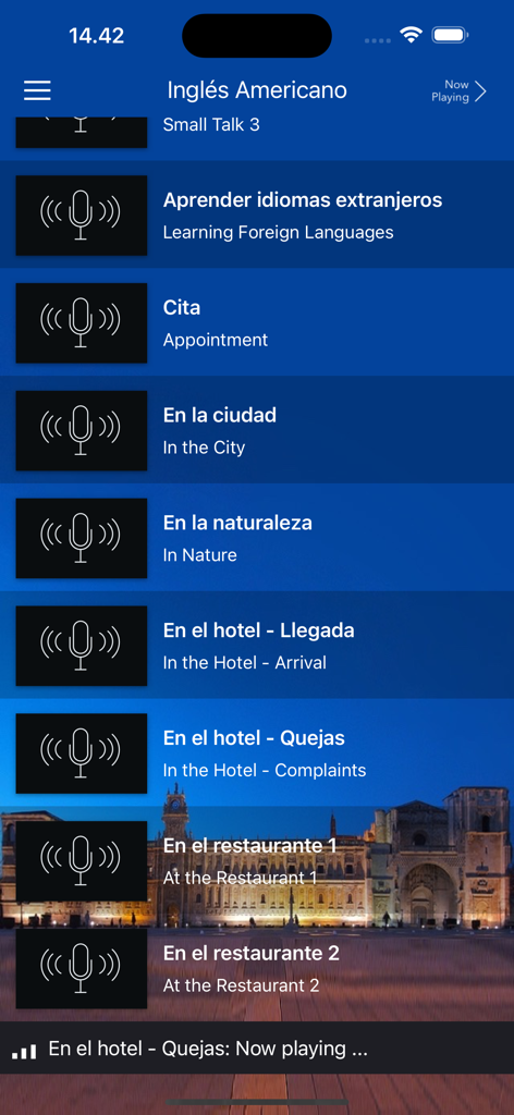 Aprende Inglés con Español - Interface of the Aprende Inglés app showing a list of English audio lessons for topics like travel and appointments