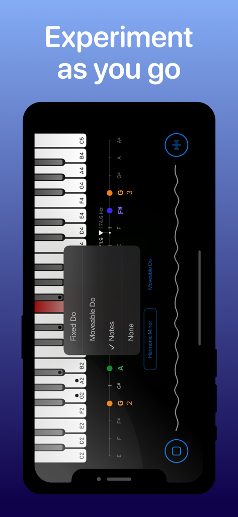 Sing Scales - Interfaz de la aplicación Sing Scales con un teclado de piano y visualización de tono para práctica vocal.