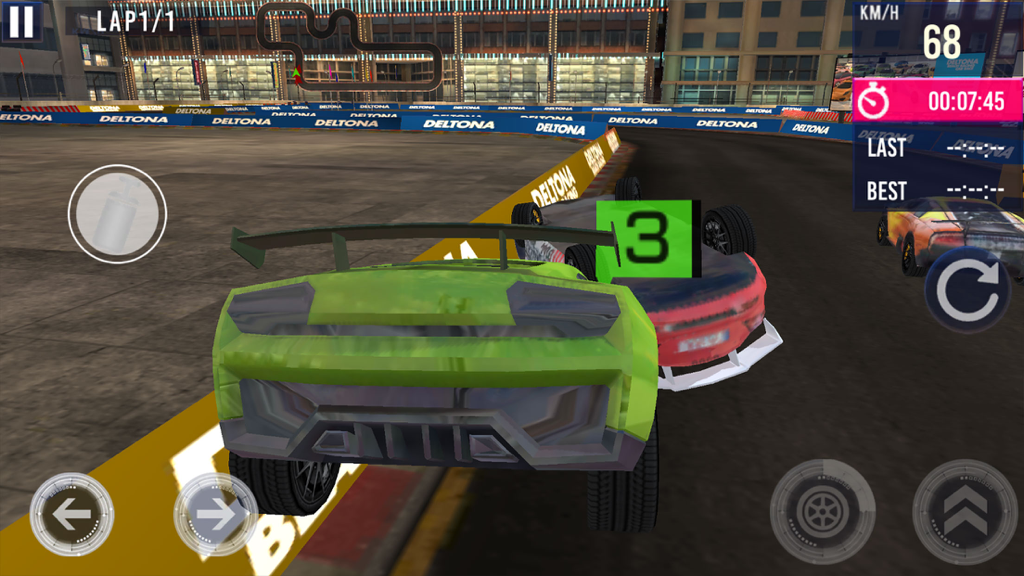 Daytona Beach Racing - Un superdeportivo verde compitiendo y chocando contra otro vehículo en una pista de estadio por la noche.