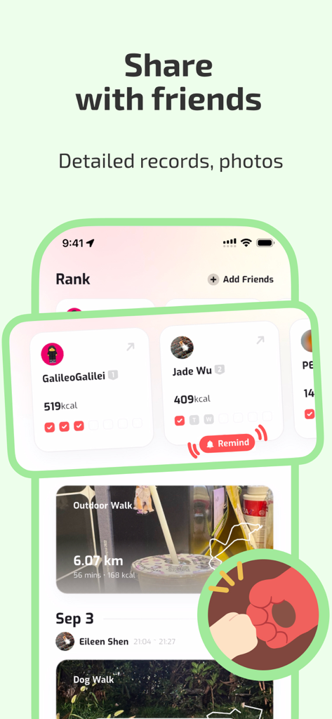 Fito app screen showing fitness rankings and workout photos shared with friends