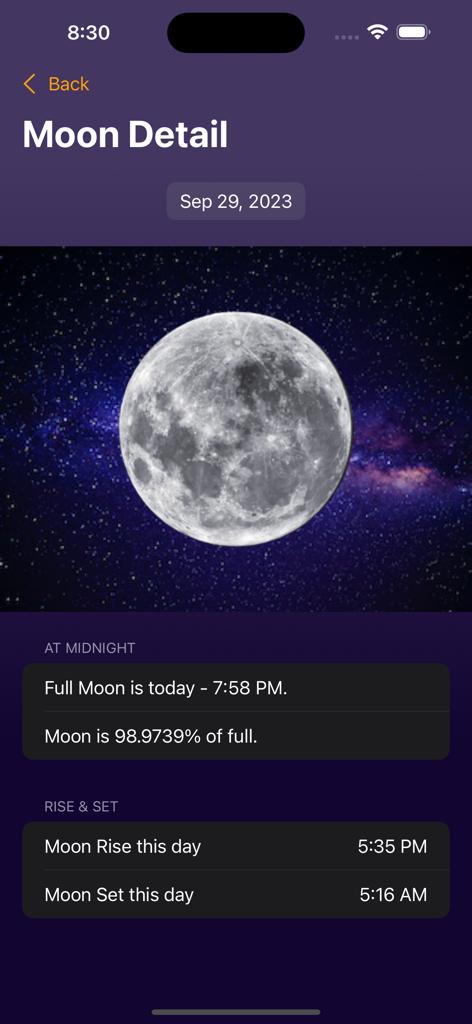 Una pantalla detallada de fase lunar que muestra una imagen de luna llena con los horarios de salida y puesta de luna para una fecha específica