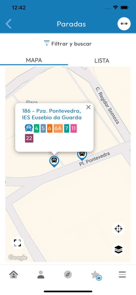 Vista de mapa de paradas de autobús y líneas de tránsito disponibles en la aplicación municipal App Coruña.