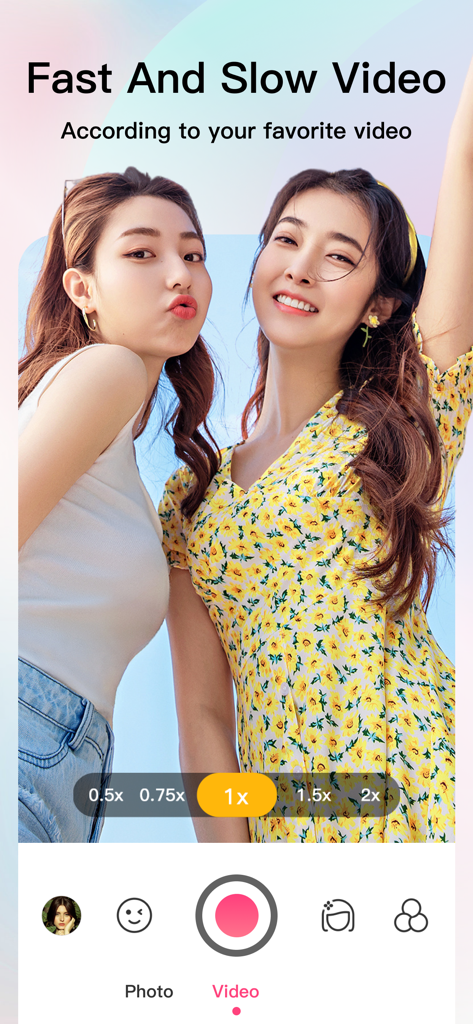 Two women recording a video with adjustable speed settings in the Beauty Camera PrettyMe app