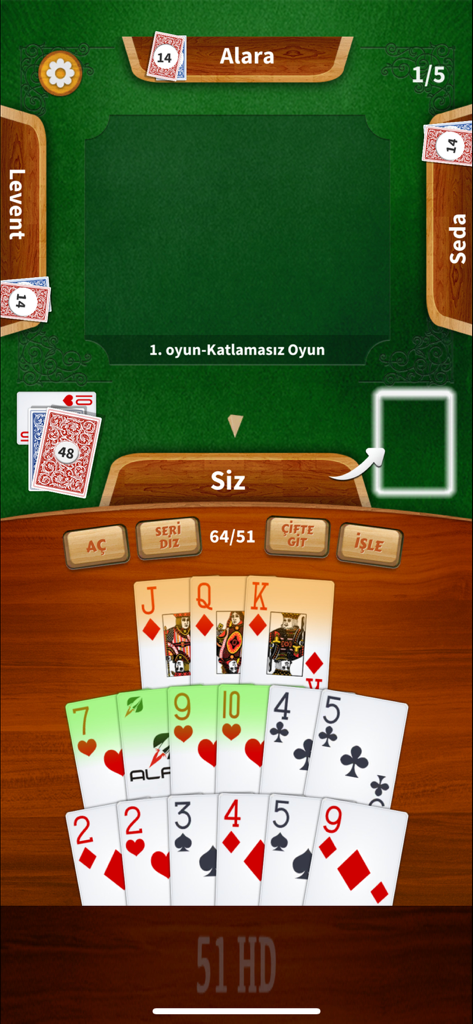 Jugabilidad del juego de cartas turco 51 HD mostrando la mano del jugador y la mesa digital