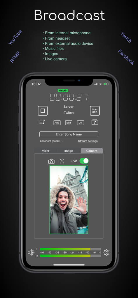 L'interfaccia dell'app iziCast che mostra una trasmissione video in diretta con monitoraggio dei livelli audio in tempo reale.