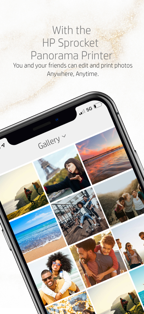 Smartphone zeigt eine Galerie von Fotos in der HP Sprocket Panorama App