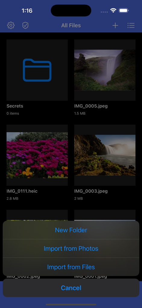 SecurePad Media Vault - Interfaz de la aplicación SecurePad Media Vault que muestra la pantalla Todos los archivos y un menú con opciones para importar desde fotos o archivos