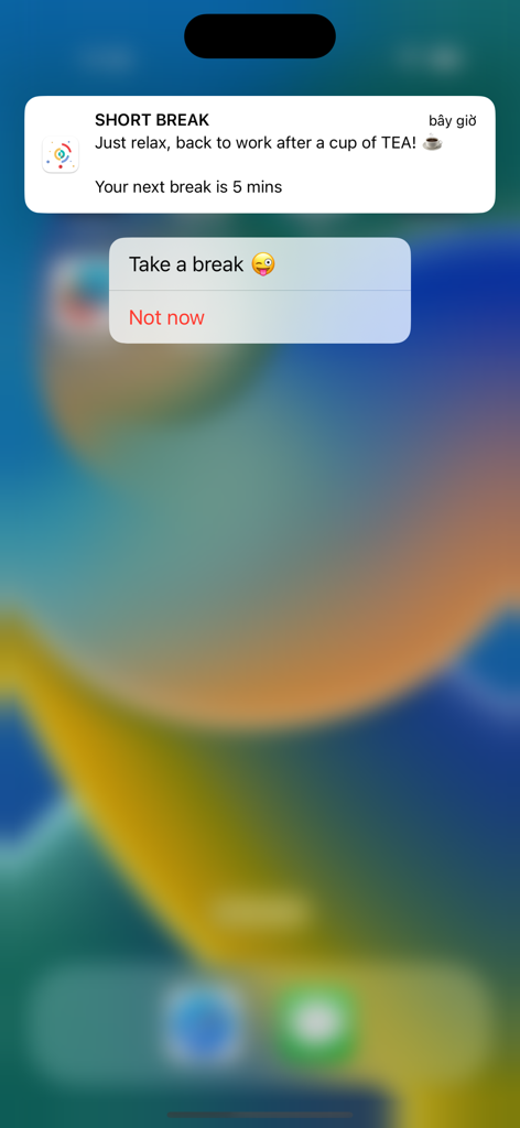 Pomodoro Daily - Notificación de descanso corto de la aplicación Pomodoro Daily en la pantalla de un iPhone con un recordatorio para relajarse y tomar un descanso.