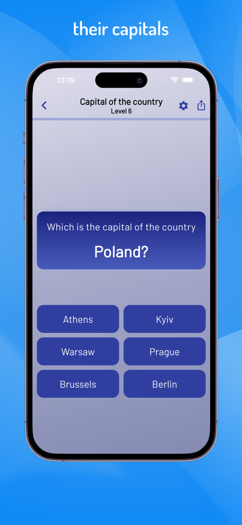 Quiz World Countries & Cities - A mobile screen showing a geography quiz asking for the capital of Poland with six multiple choice options