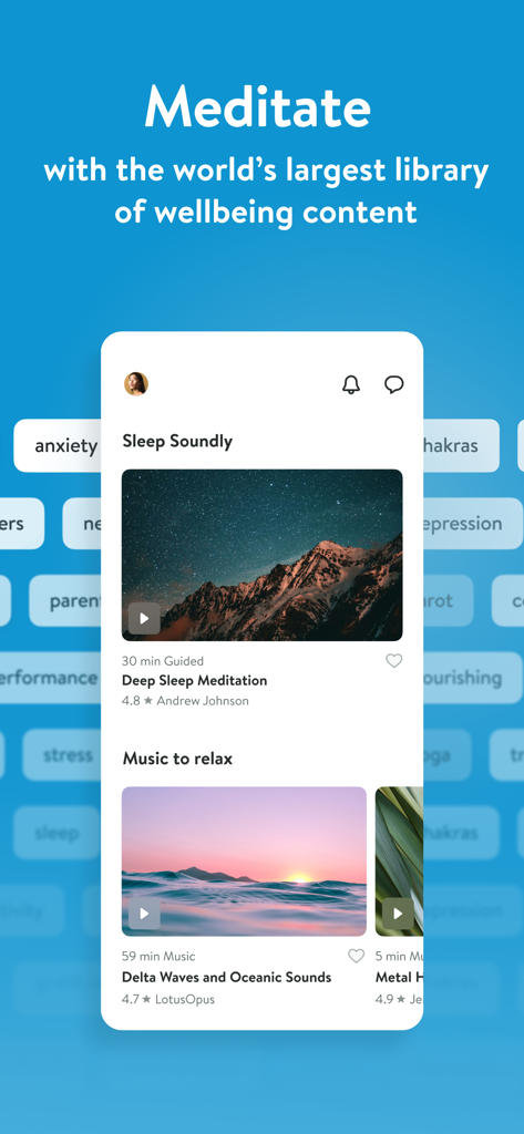 Insight Timer 앱 인터페이스는 수면을 위한 가이드 명상 및 편안한 음악 트랙을 보여줍니다.