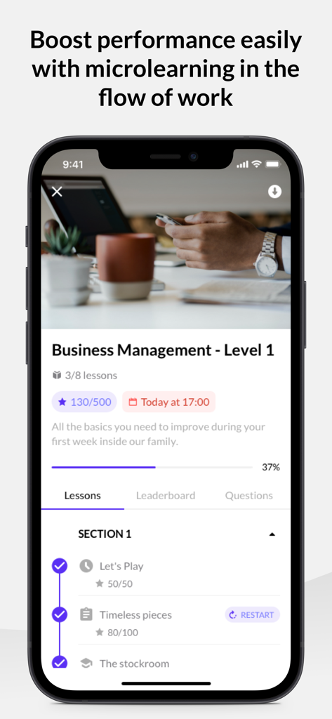 YOOBIC ONE - YOOBIC ONE app interface showing a business management microlearning module for frontline employees