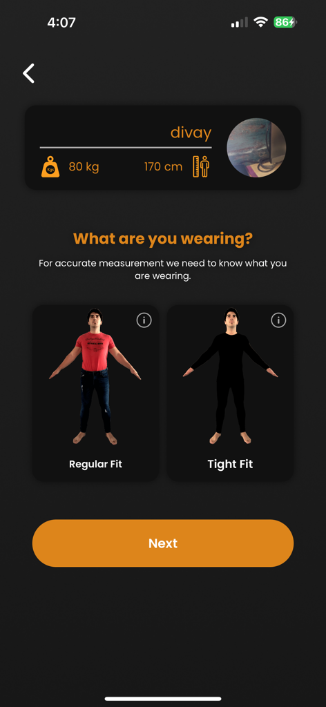 Mirrorsize - A screen in the Mirrorsize app asking the user to choose between regular fit and tight fit clothing for accurate body measurements
