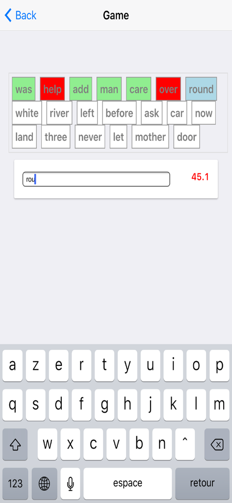 Captura de tela do jogo Fast Typing Game mostrando um desafio de palavras com resultados codificados por cores e um teclado móvel.