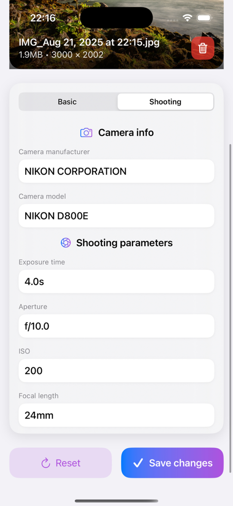 Photo EXIF Edit & Metadata - Interfaz para editar metadatos de disparo de cámara en la aplicación Photo EXIF Edit.