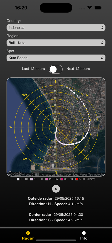 WindRose - Interfaz de la aplicación WindRose que muestra un mapa satelital de la playa de Kuta con una superposición de radar de rosa de vientos que ilustra la evolución de la dirección y velocidad del viento