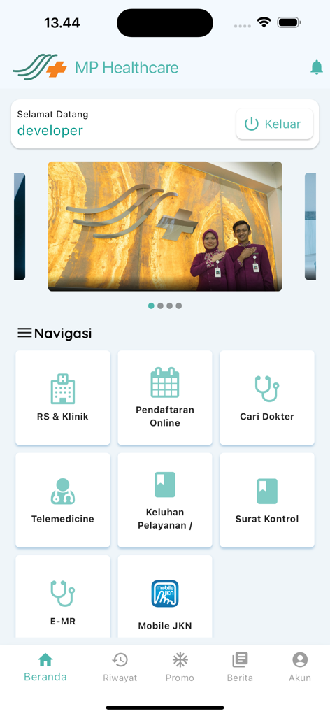 MP Healthcare app home screen displaying navigation icons for online registration and medical services