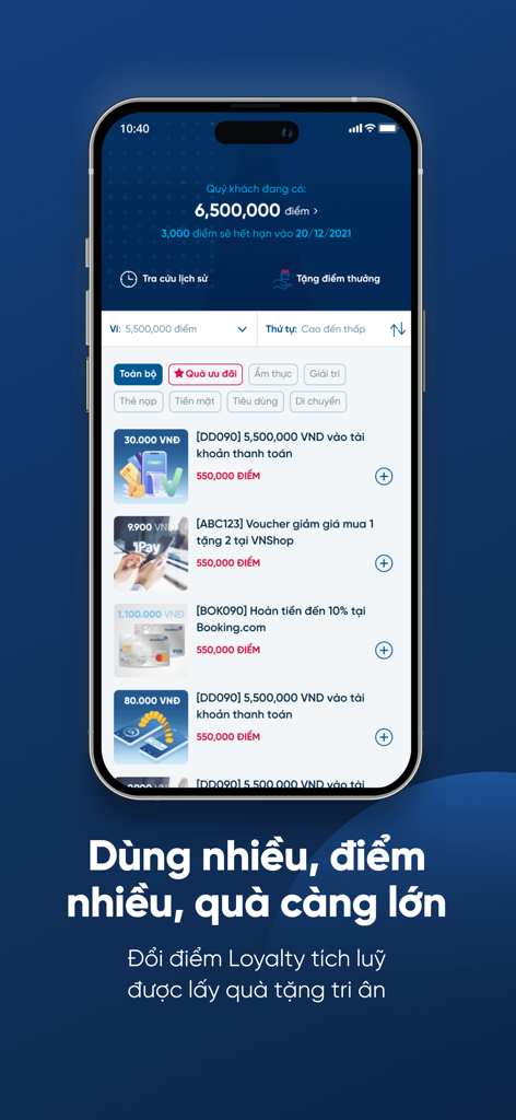 VietinBank iPay - VietinBank iPay mobile app screen displaying loyalty points balance and reward options like vouchers and cash back