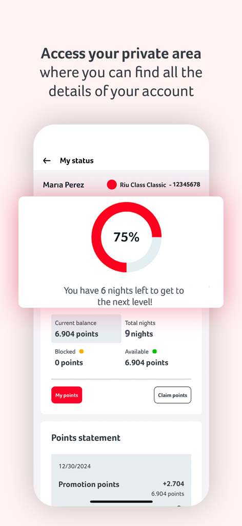 RIU Hotels & Resorts - RIU Hotelsアプリの画面、ユーザーのロイヤリティポイントと次の会員レベルへの進捗状況が表示されています。