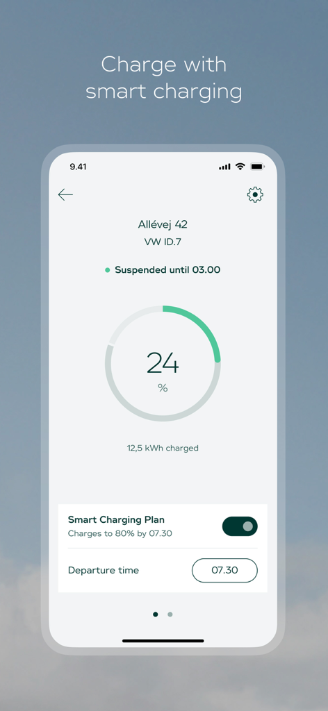 Clever A/S mobile app interface showing smart charging status and battery percentage for an electric vehicle