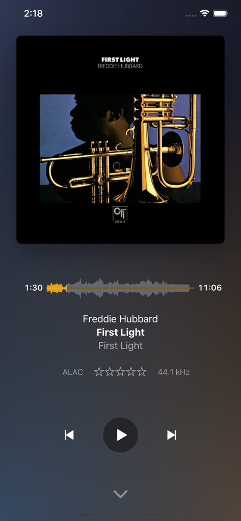 Plexamp mobile App Now Playing-Bildschirm mit Freddie Hubbard Albumcover und ALAC Lossless Audioinformationen