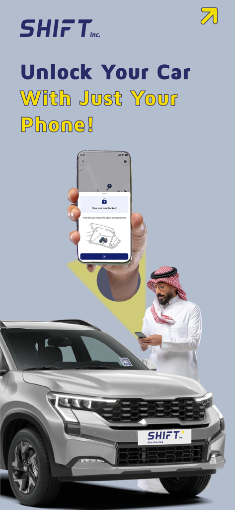 남성이 휴대폰으로 SHIFT 앱을 사용하여 은색 SUV 잠금 해제 중