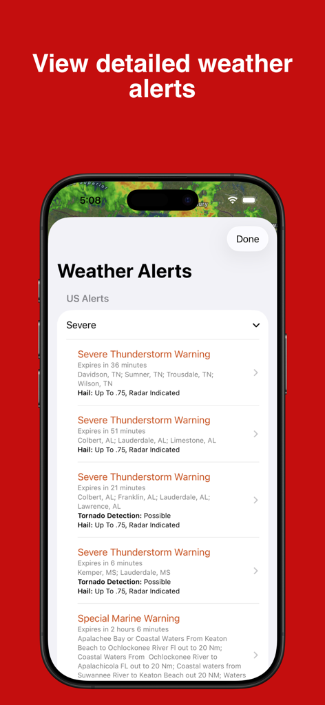 WeatherAI - Forecast & Radar - Una pantalla de smartphone que muestra alertas detalladas de clima severo para tormentas y advertencias marinas en la aplicación WeatherAI.