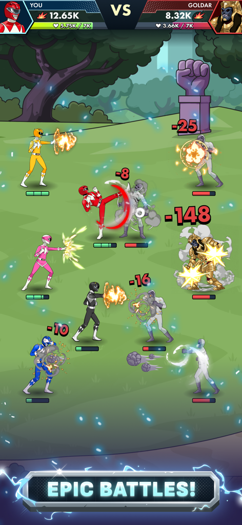 Power Rangers Mighty Force - Captura de pantalla del juego del equipo de Power Rangers en una batalla contra Goldar y Putty Patrollers con el texto Batallas Épicas en la parte inferior