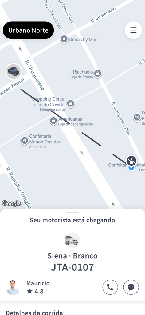 Urbano Norte - Captura de tela do aplicativo Urbano Norte exibindo um mapa para rastreamento de viagem e detalhes do motorista, como nome, classificação e informações do veículo