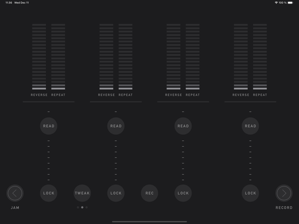 sqsl RSVP - Die Wiedergabeoberfläche von sqsl RSVP mit vier Sample-Slots und Reglern für Wahrscheinlichkeit von Reverse und Repeat in einem minimalistischen dunklen Design.