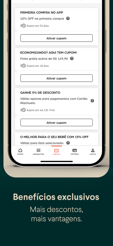 Pantalla móvil de la app Riachuelo que muestra cupones de descuento exclusivos y ofertas promocionales