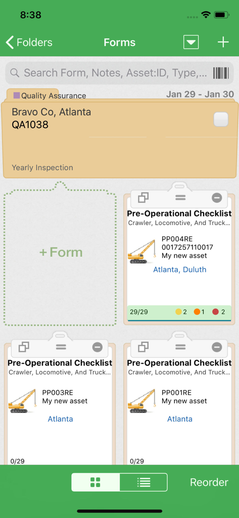 InspectAll - Interface of the InspectAll app displaying pre-operational checklists and forms for industrial asset inspections