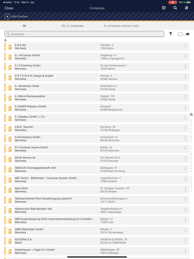 Interface de l'application iPad CRMpad Legacy montrant une liste consultable de comptes d'entreprise et d'adresses