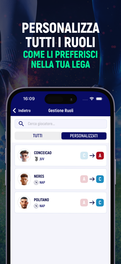 Interfaccia dell'app FantaMaster che mostra la personalizzazione dei ruoli dei giocatori per le leghe di fantacalcio.