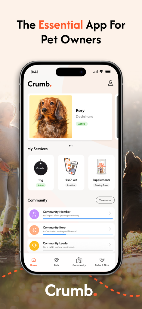 Crumb: Keeping Your Pets Safe - Interfaccia dell'app Crumb che mostra il profilo di un bassotto e sezioni di coinvolgimento della community su un iPhone.
