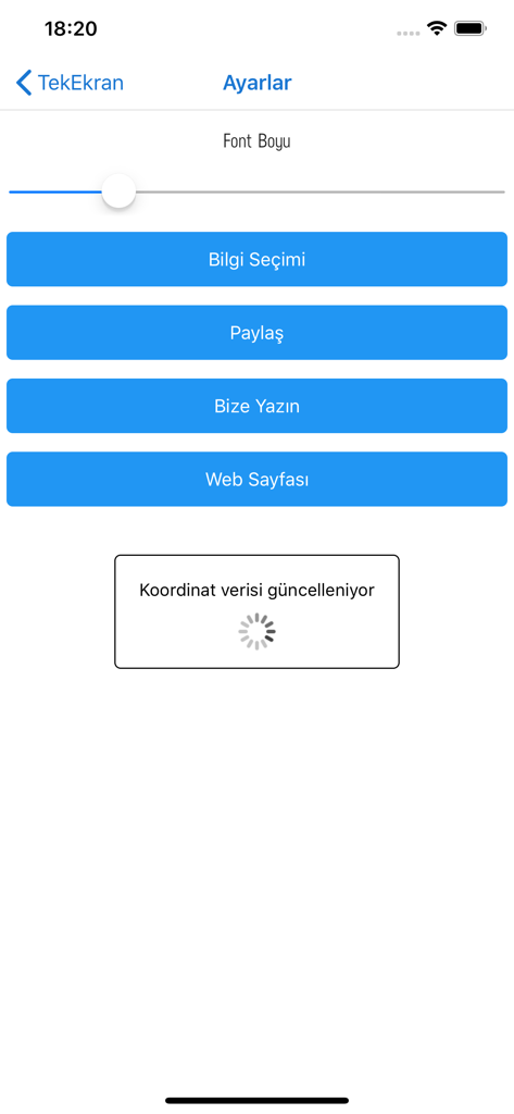 Tek Ekran - Gerekli Bilgiler - Página de ajustes de la aplicación Tek Ekran que muestra los controles del tamaño de fuente y las opciones del menú en turco